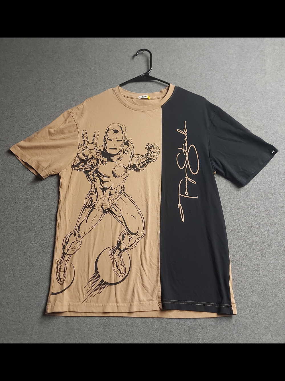 ​Marvel Iron Man Tony Stark Colorblock Graphic T-Shirt Medium
